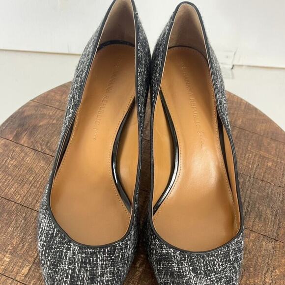 Banana Republic Heels Pumps Womens 8.5 Black White Tweed Fabric Leather - Picture 6 of 12